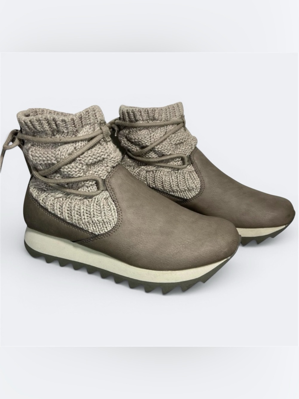 Merrell Alpine Knit Cuff Vegan Leather Winter Boots- woman’s 7